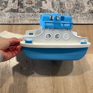 Green toys  car carrier boat kids bath toy 
Cars not included
